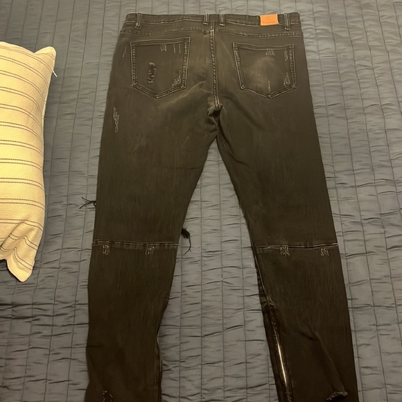 Stylish, skinny/hole jeans, good condition - Picture 4 of 6